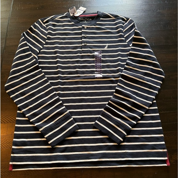 Nautica‎ Henley - Picture 1 of 6